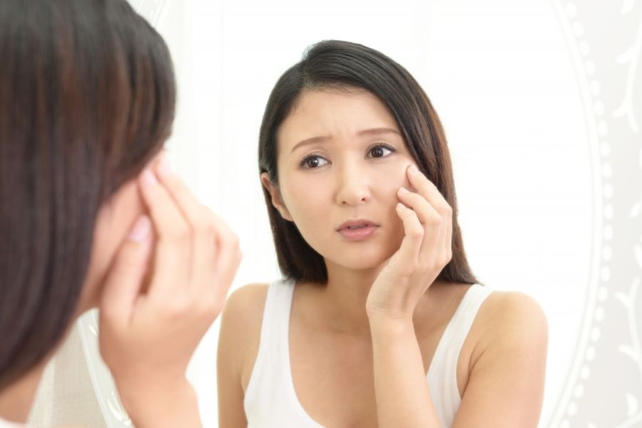 季節の変わり目に肌トラブルを起こしやすい？カサカサ・赤み・乾燥悩んでいませんか？